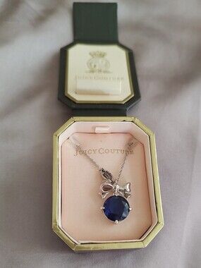 NIB Vintage Juicy Couture Wish Necklace